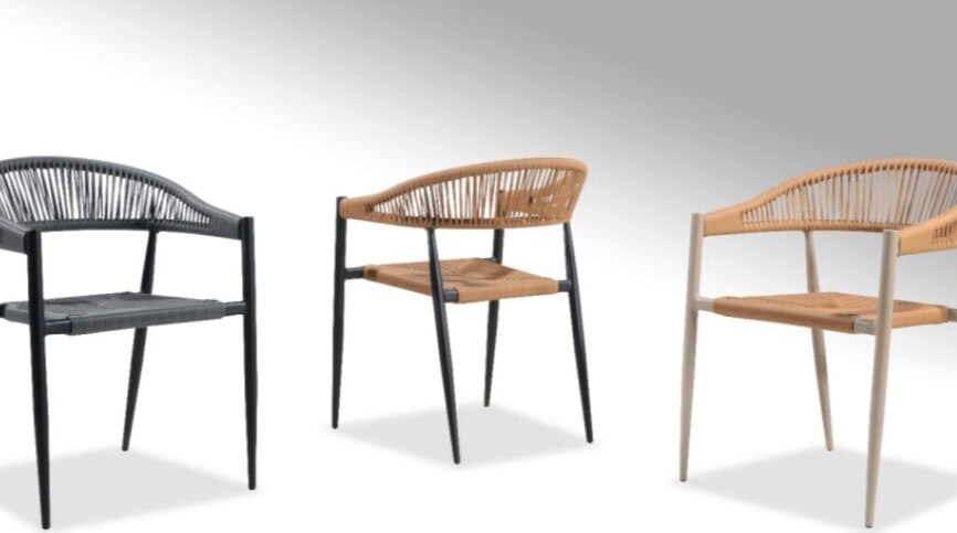 Outdoor furniture chairs in teak and aluminium by Samz Design